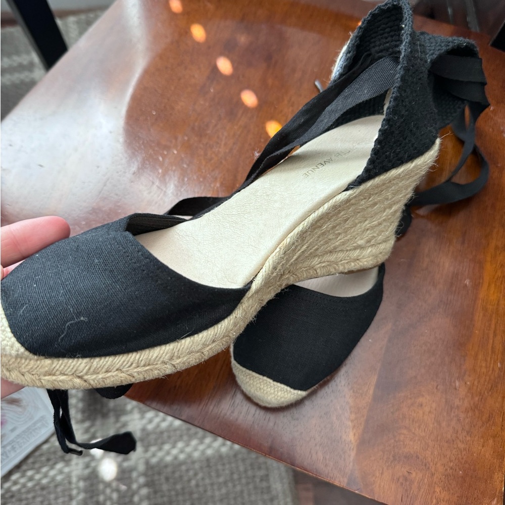 Black ankle tie espadrille wedges - Picture 4 of 4